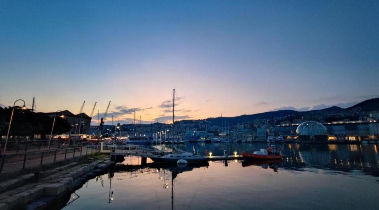 Sagegreən Flat Leilighet Genova Eksteriør bilde